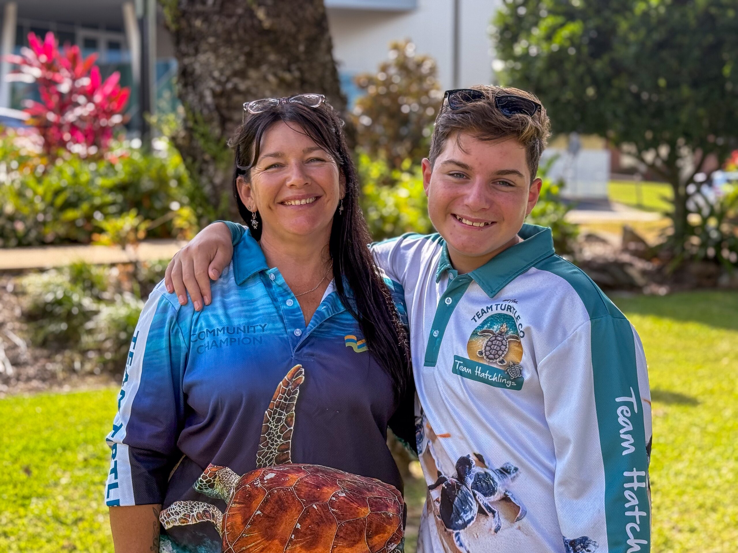 FBA Project Officer and Team Turtle CQ volunteer Tonya Wilson and Team Hatchlings volunteer Reef Hinchliffe.